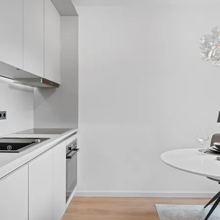 1-2 Personen - Parkplatz - Fahrradgarage - Zentrum - Kueche - Balkon - Klima Apartment Sankt Martin