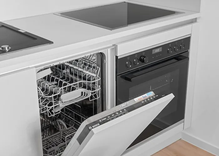 1-2 Personen - Parkplatz - Fahrradgarage - Zentrum - Kueche - Balkon - Klima