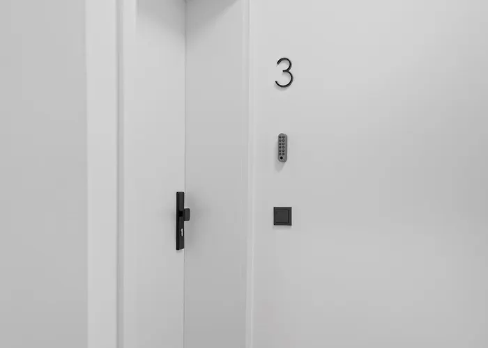 公寓 1-2 Personen - Parkplatz - Fahrradgarage - Zentrum - Kueche - Balkon - Klima 圣马丁